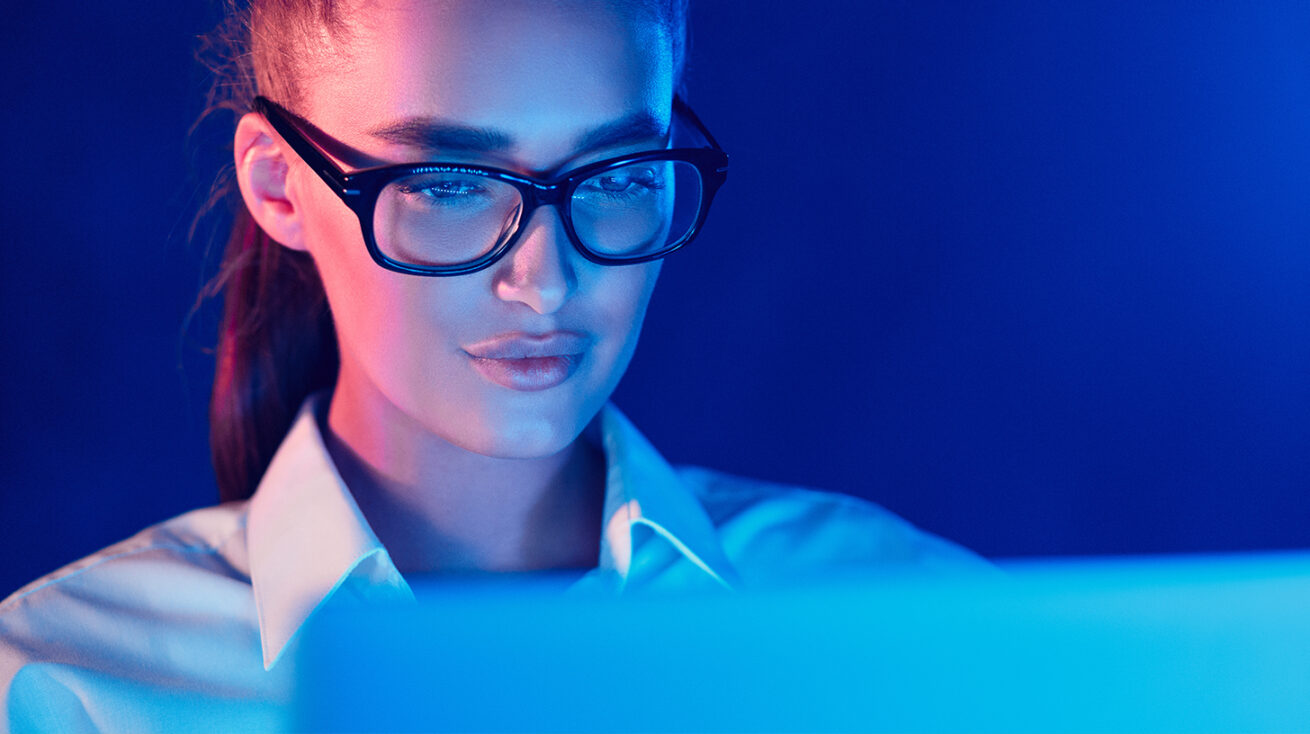 La piel y la luz azul